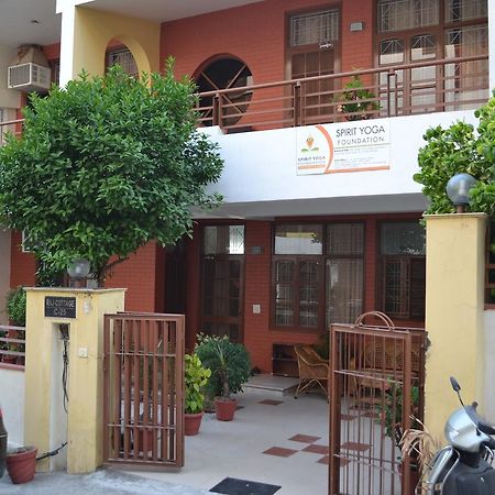 Raj Cottage Ganga Vatika ริชิเคช ภายนอก รูปภาพ