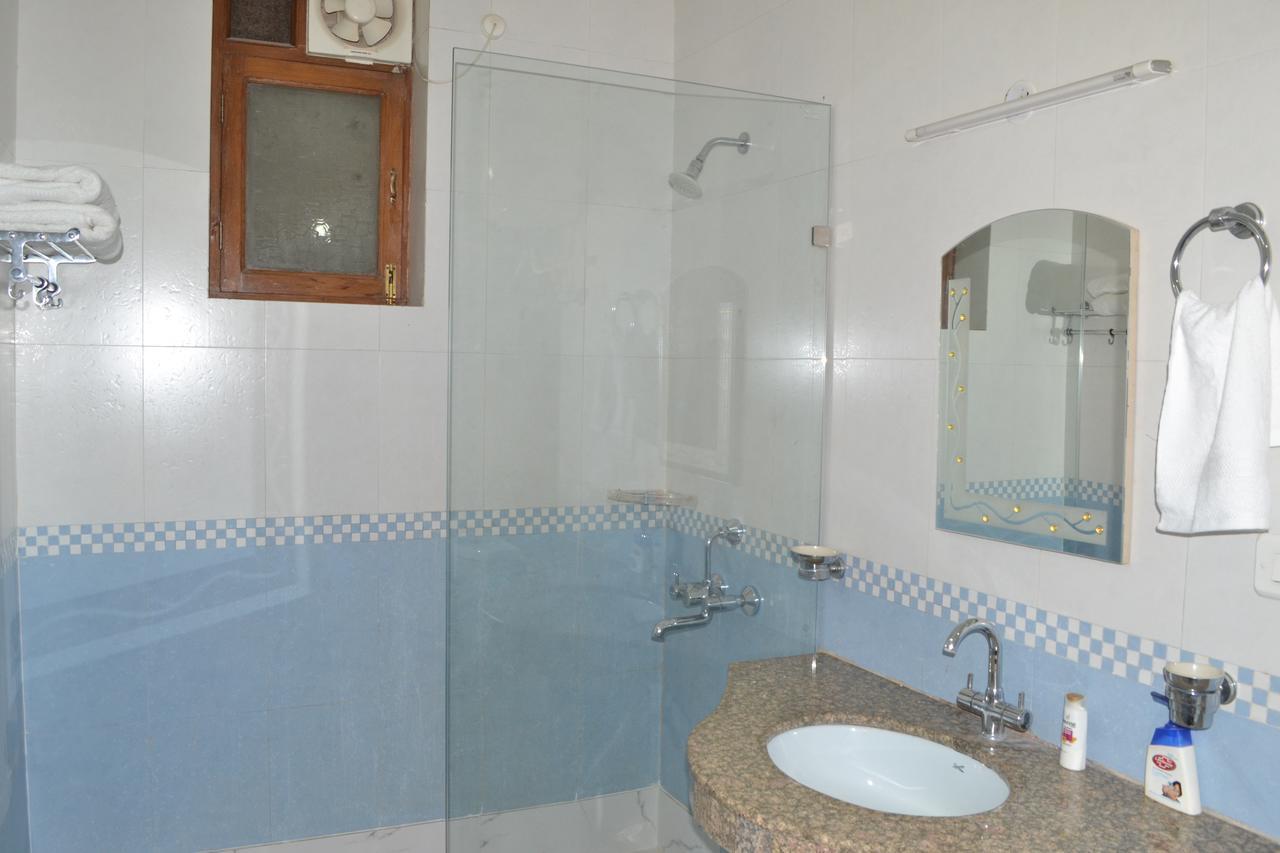 Raj Cottage Ganga Vatika ริชิเคช ภายนอก รูปภาพ