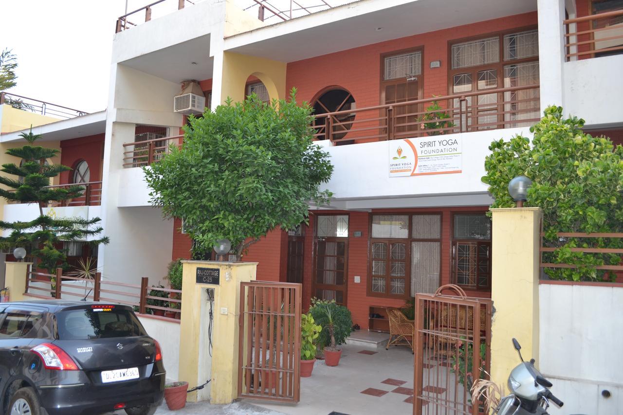 Raj Cottage Ganga Vatika ริชิเคช ภายนอก รูปภาพ